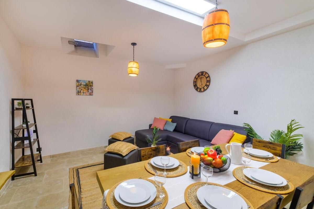 Appartement Saint Paul de Vence : le charme de l'atypique Extérieur photo